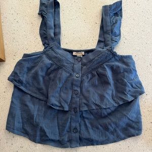 NWT. American Eagle cropped tank.
